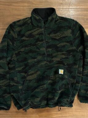 Carhartt Men's Green Camo Sherpa Half-Zip Pullover